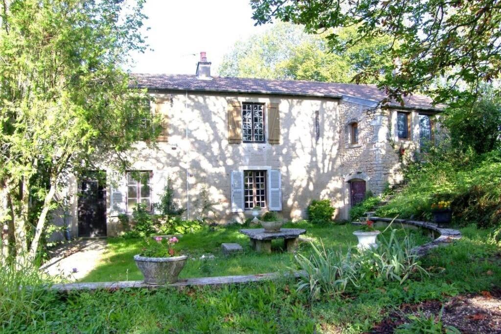 Moulin Dans Un Parc D'elevage A Daims Ferienhaus